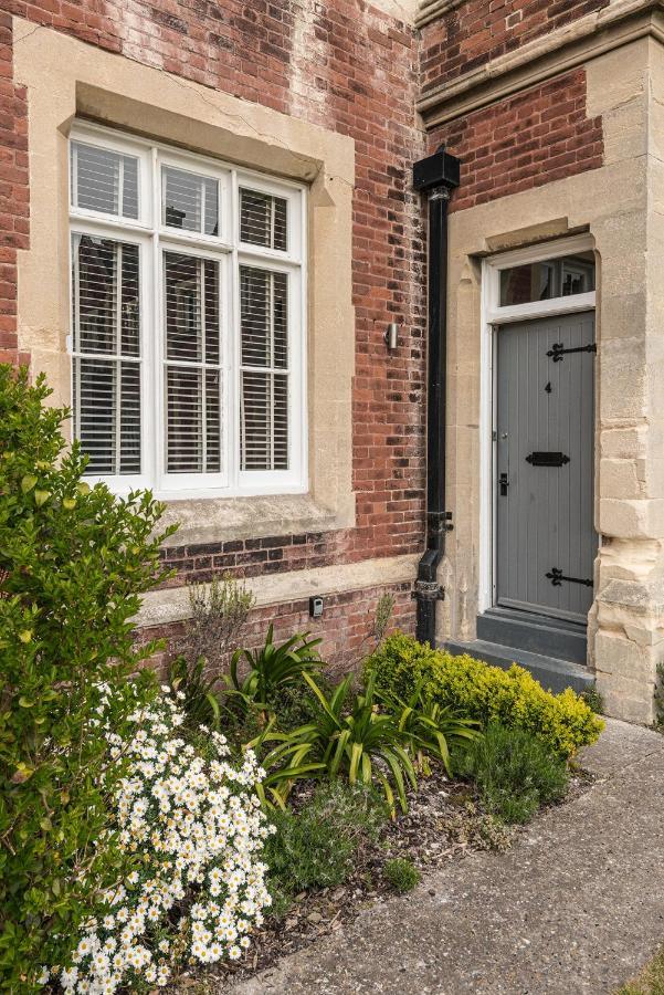 Coastal Cottage: Charming Three Bedroom Cottage With Private Garden Ramsgate Exterior photo